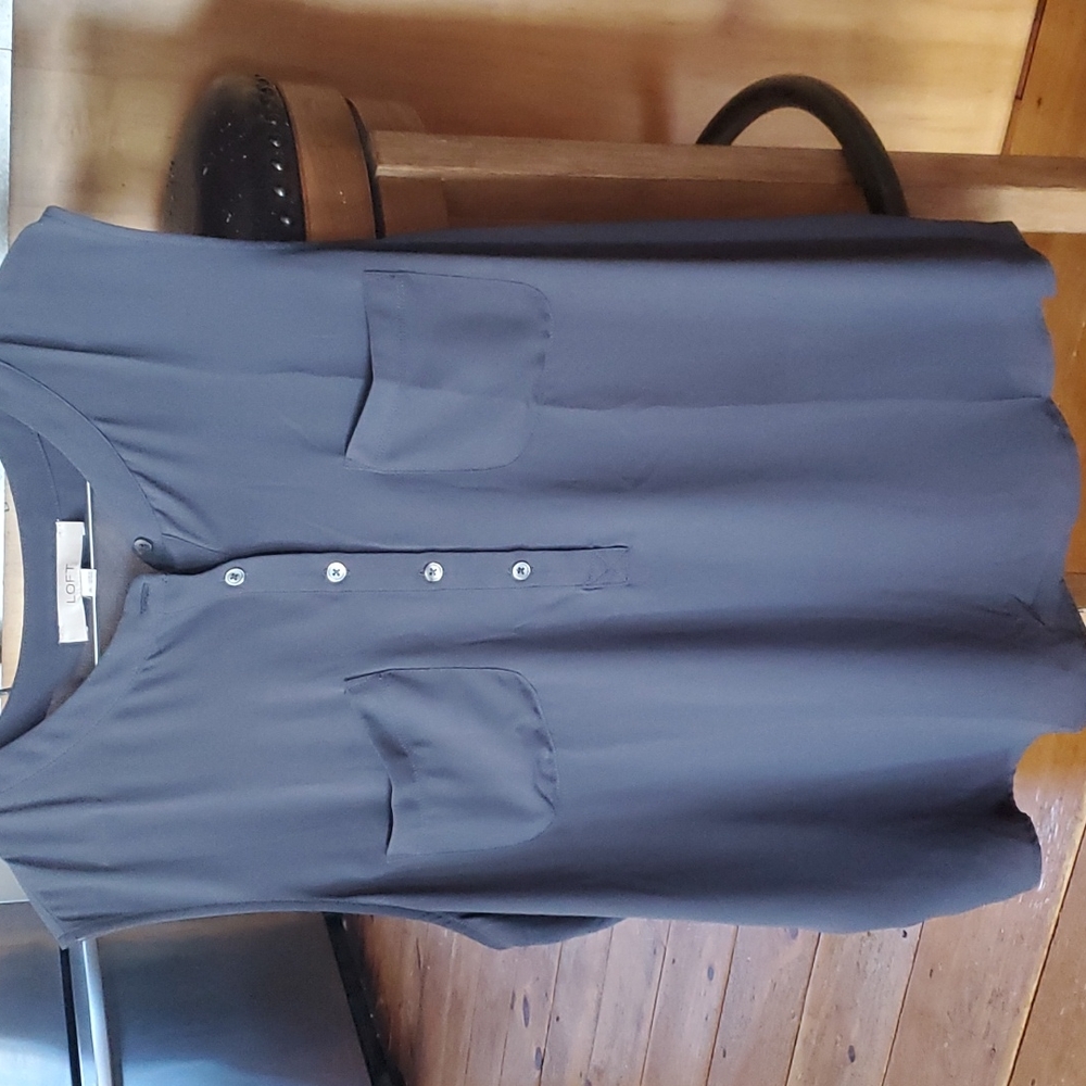 XL Loft Sleeveless Blouse